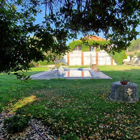 Casa Nikana Turcifal Εξωτερικό φωτογραφία