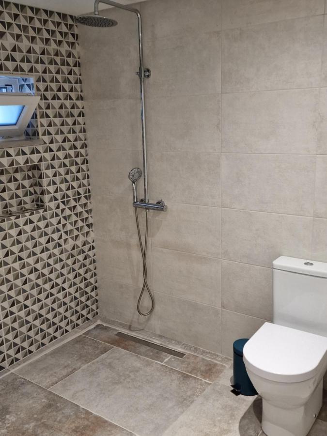 Casa Nikana Turcifal Εξωτερικό φωτογραφία