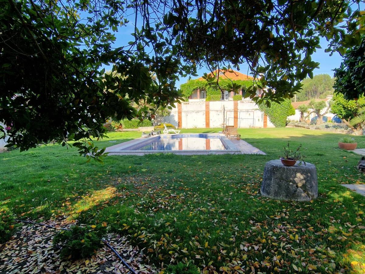 Casa Nikana Turcifal Εξωτερικό φωτογραφία